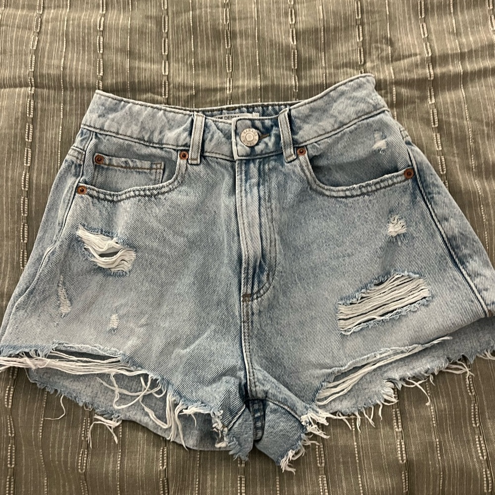 Garage festival denim shorts